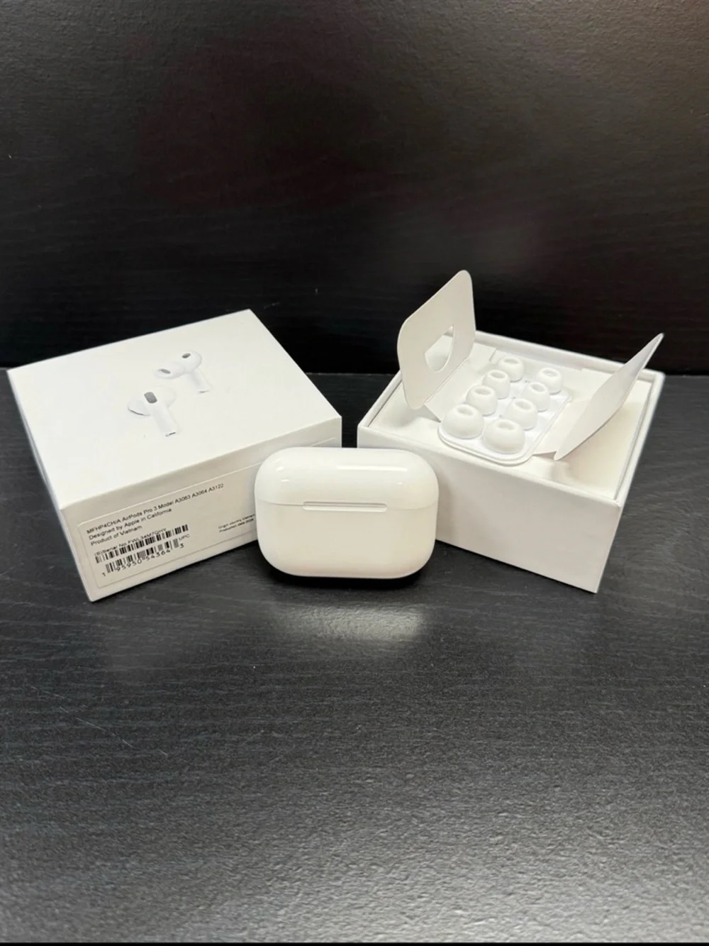 *Brand New*AirPods Pro 3